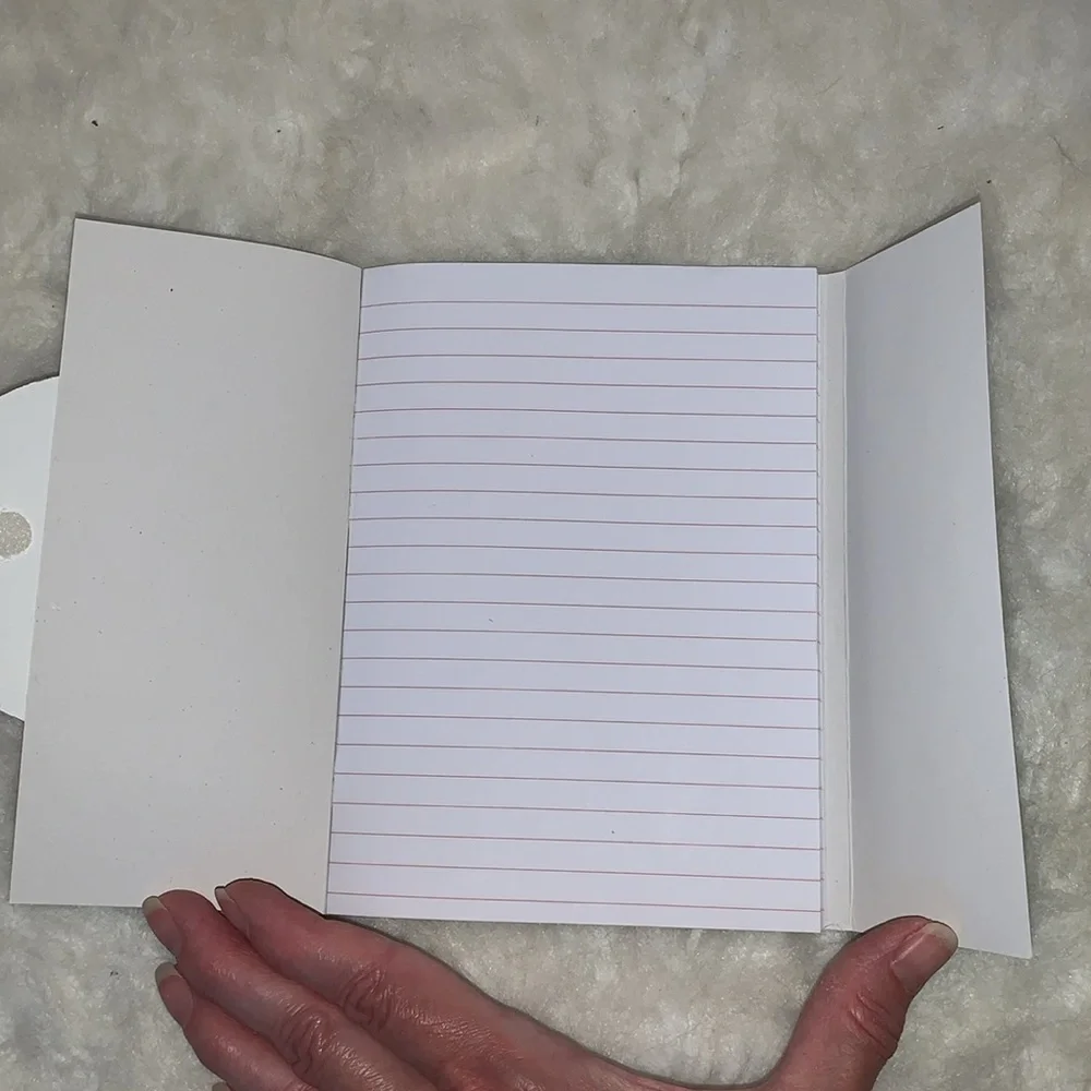 Notebook - Picture 3 of 7